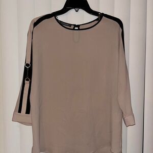 Women's Blouse with sleeve accent